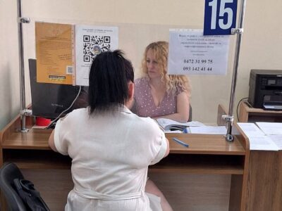 родини військових можуть подавати заяви на допомогу для школярів