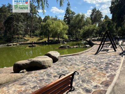 озеро з русалонькою у Сосновому бору