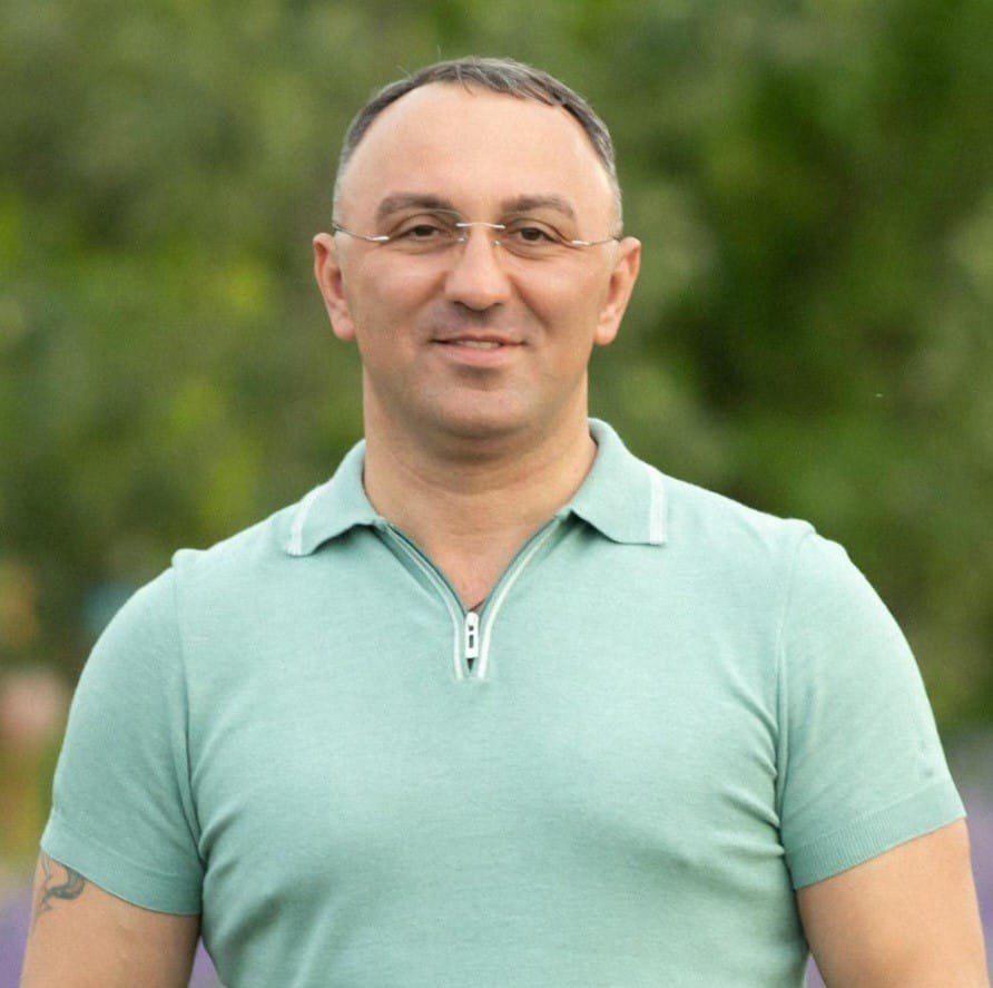 Анатолій Хмільницький 