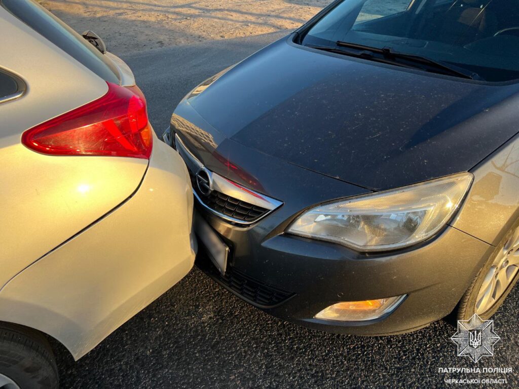 дві автівки зіткнулися Черкаси 12 серпня