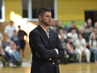 Головний тренер баскетбольного клубу Черкаські мавпи