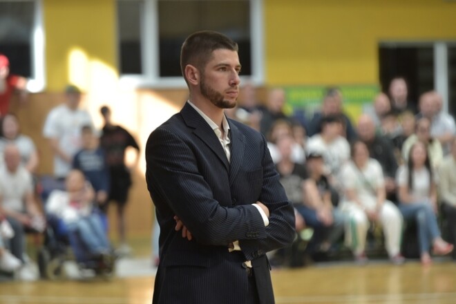 Головний тренер баскетбольного клубу Черкаські мавпи