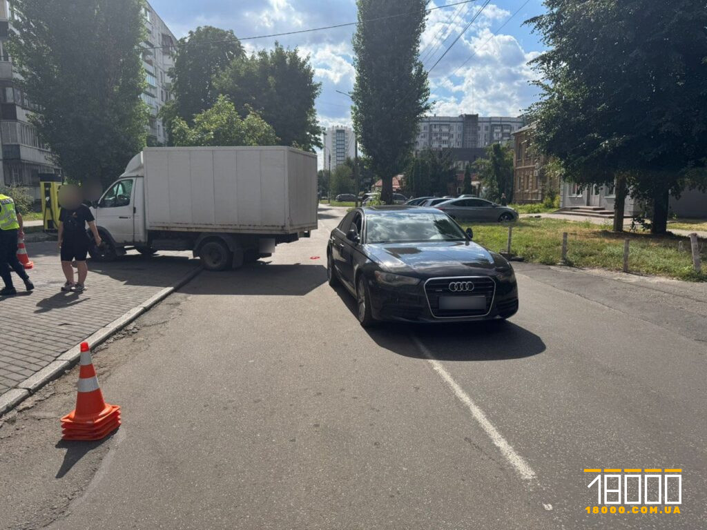 ДТП між вантажівкою і легковиком у Черкасах