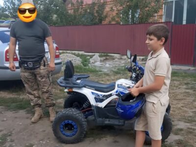 Ілля Собченко передав захисникам квадроцикл