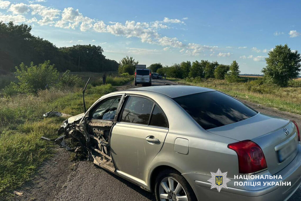 Тойота у Леськах після ДТП 14 серпня