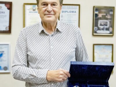 Олег Забєлін