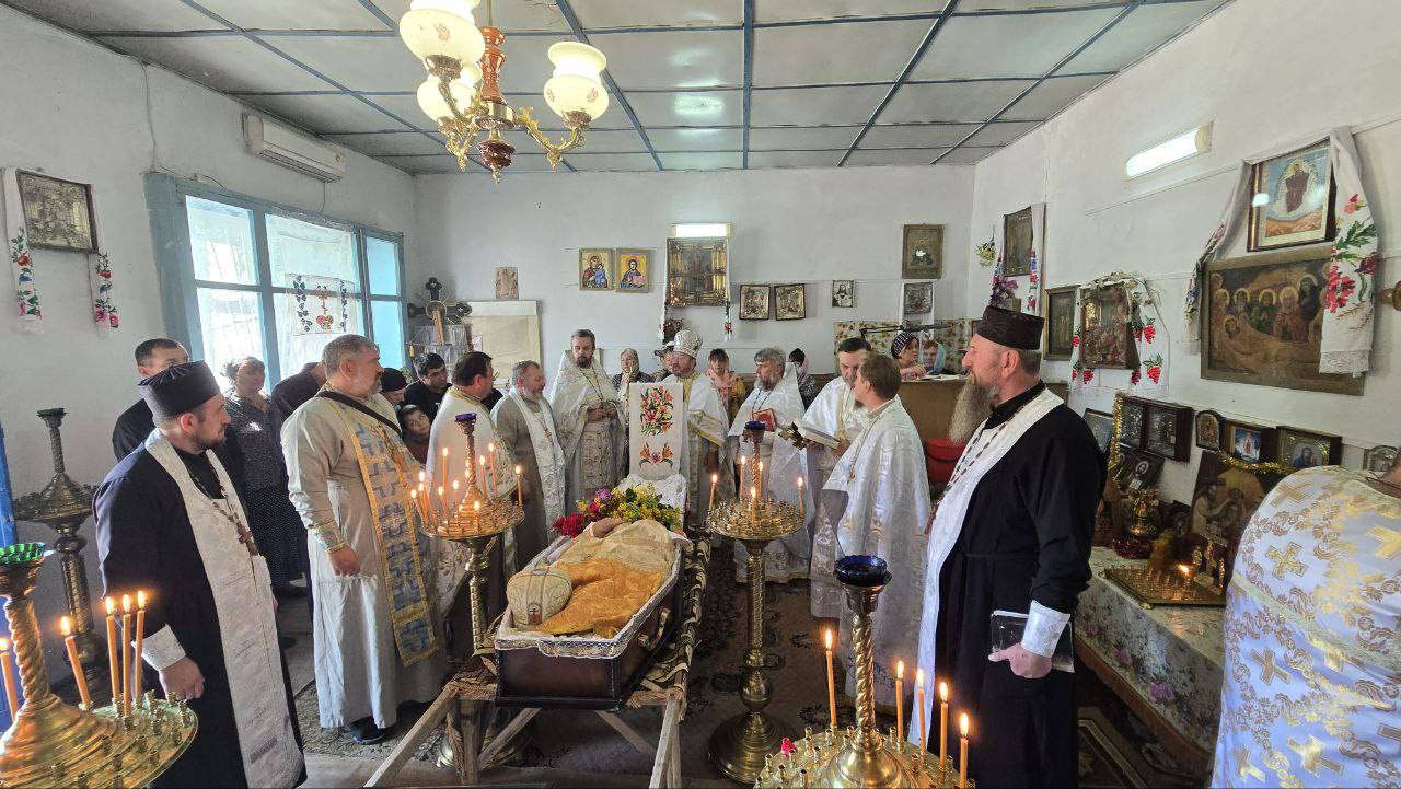 відспівування померлого священника