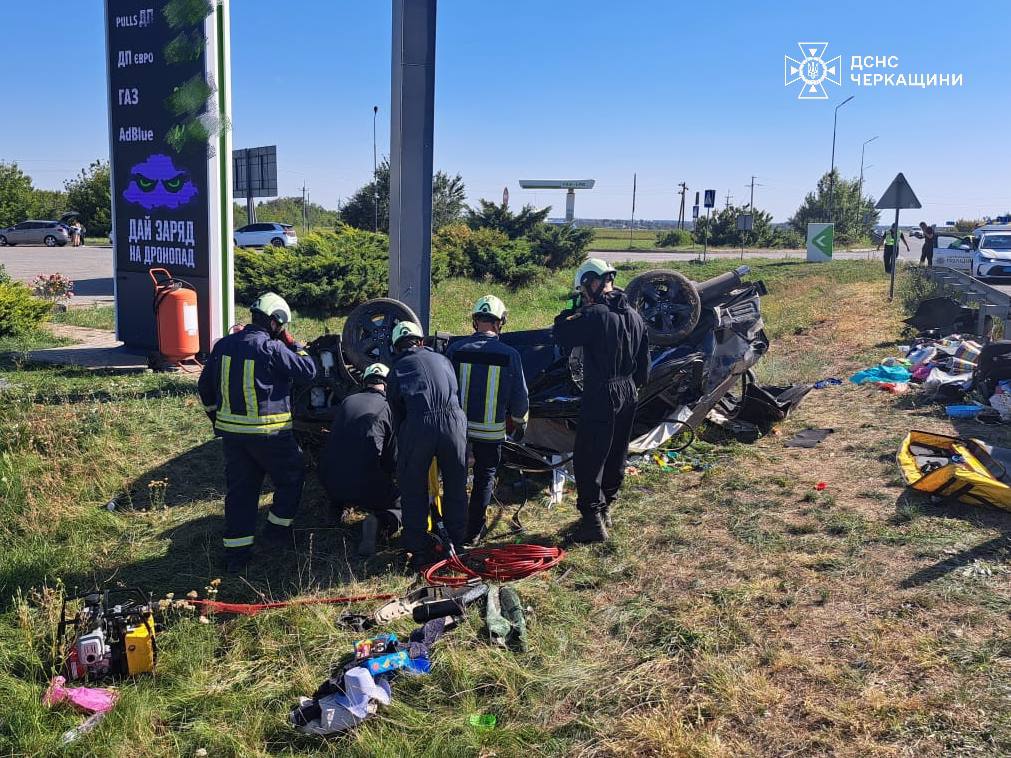 перевернута машина на Уманщині 30 серпня