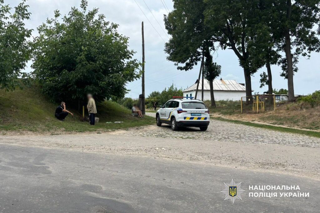 поліція у селі на Уманщині, де чоловіка тесть убив ножем