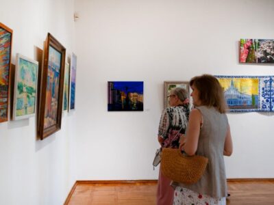 відвідувачі виставки