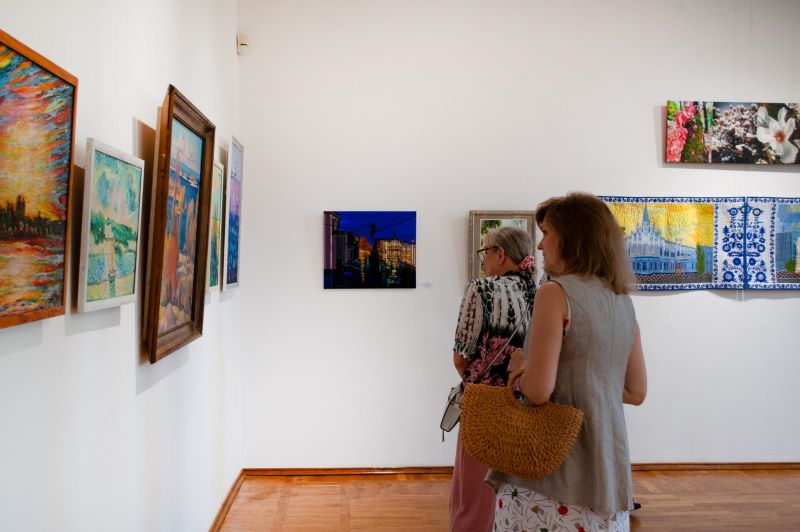 відвідувачі виставки