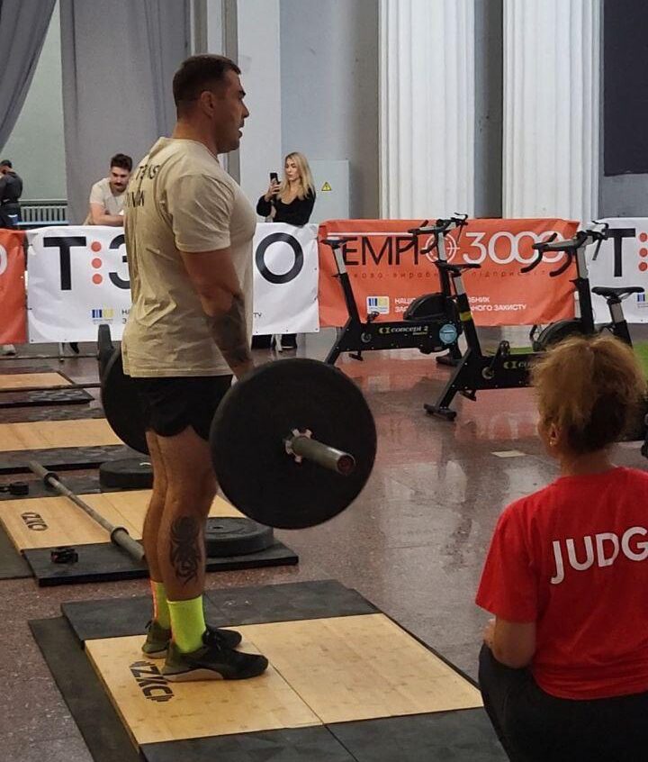 ветеран з Черкас на змаганнях із кросфіту