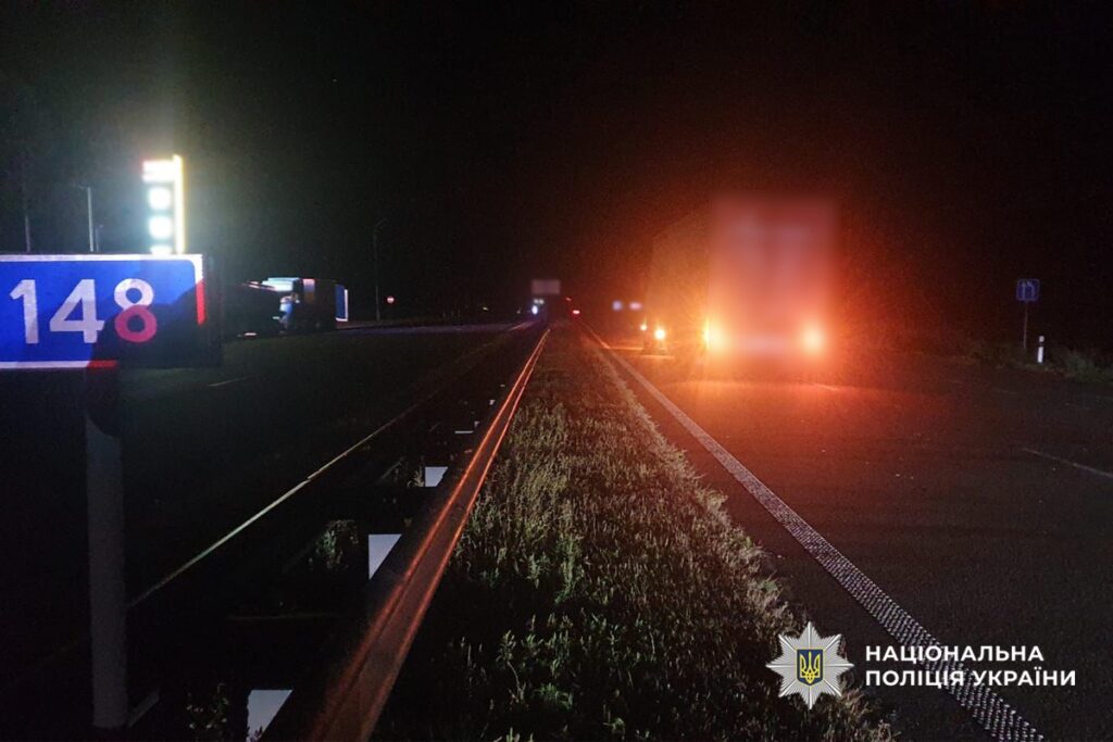 вантажівка збила жінку Уманщині