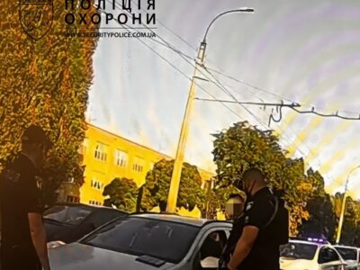 поліцейські зупинили водія
