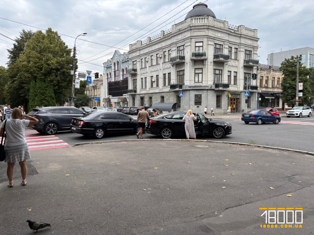 аварія між легковиками у Черкасах