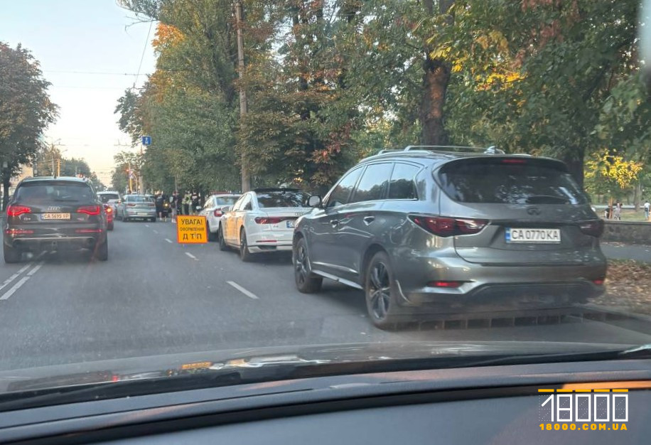 ДТП біля стадіону у Черкасах