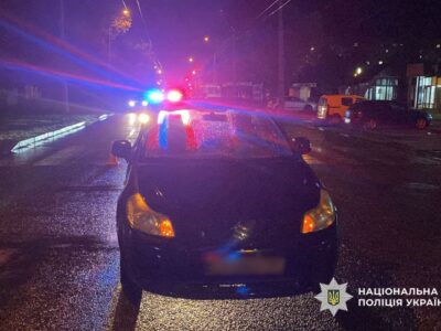 авто, яке збило жінку у Черкасах