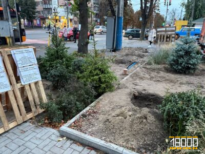 клумба на місці кіоску