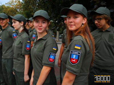 Учениці черкаського військово-фізичного ліцею