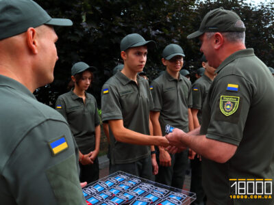 вручення шевронів учням військового ліцею