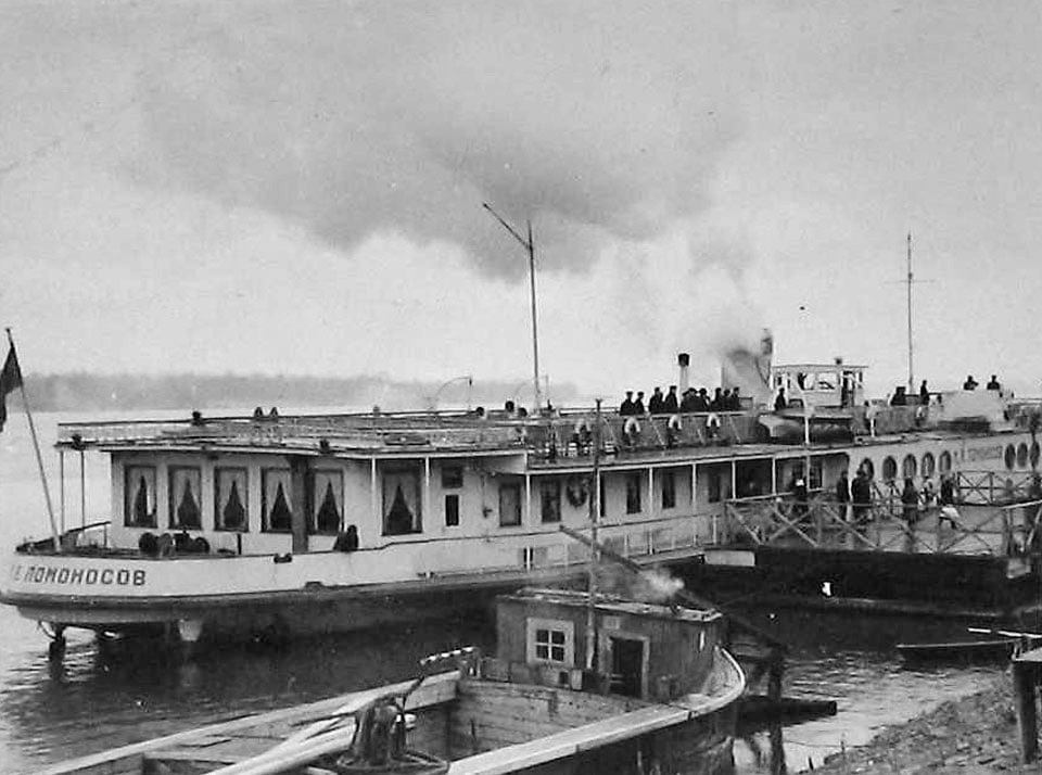 Пароплав Ломоносов