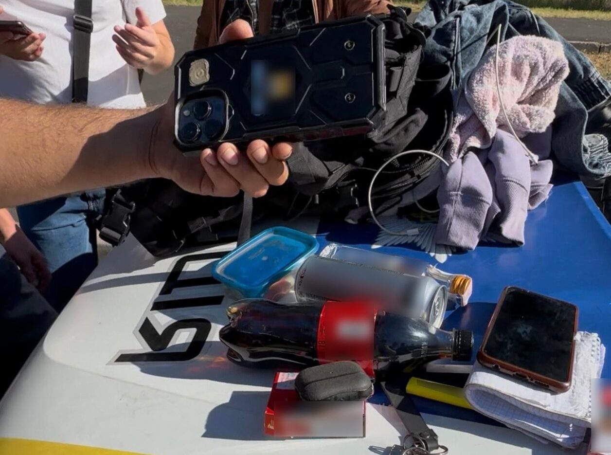 речі на капоті