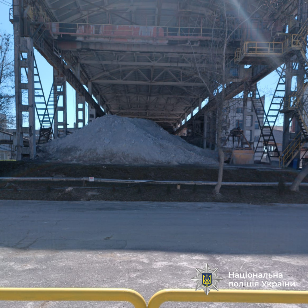 гора каоліну