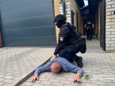 поліцейський затримав наркозбувача