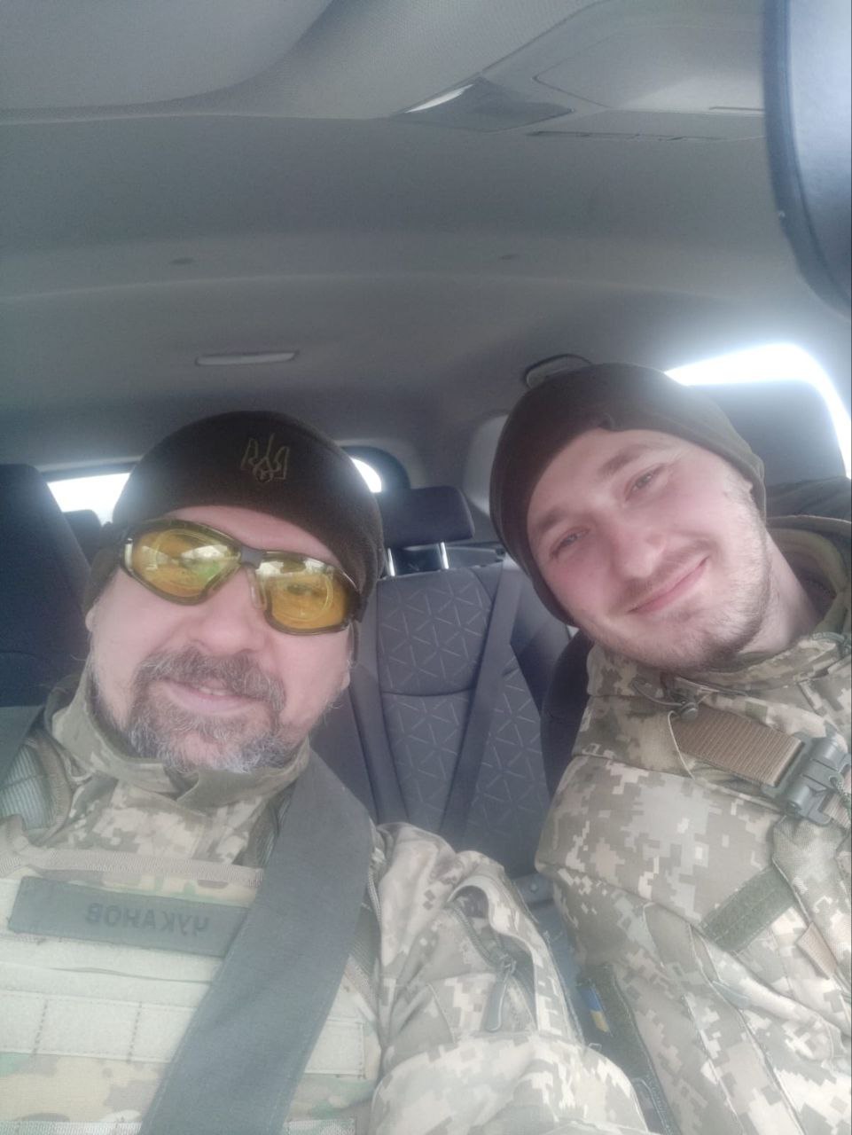 Ігор Чуканов з побратимом 