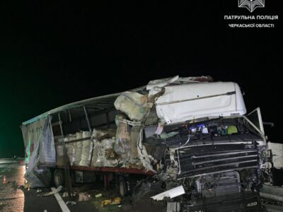 ДТП з вантажівками на трасі Київ-Одеса