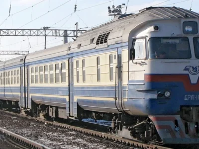 електричка, приміський поїзд