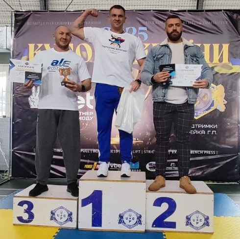 черкащанин серед переможців Кубку України з пауерліфтингу