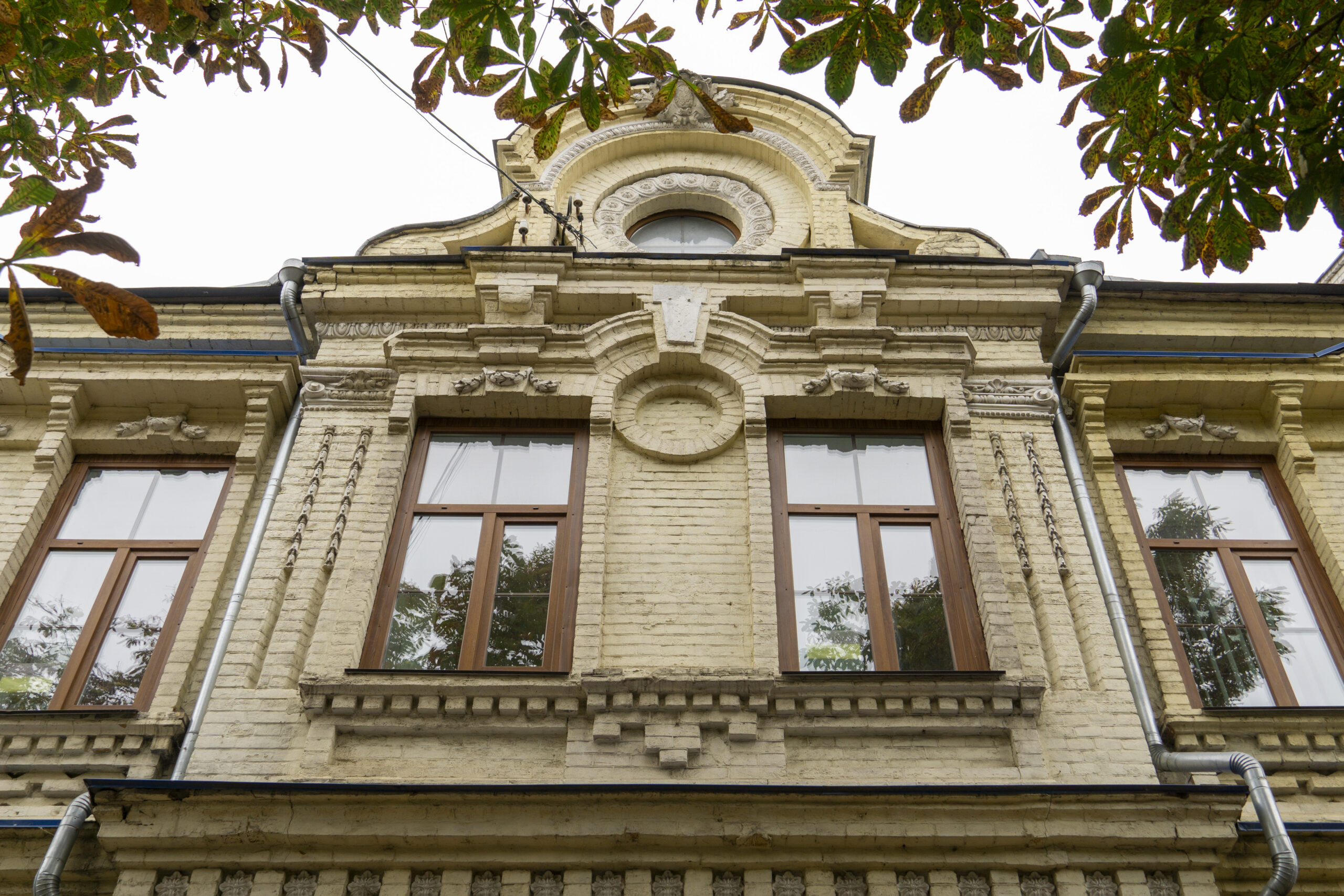 Музична школа або будинок Лисака й Гаркавенка, Черкаси