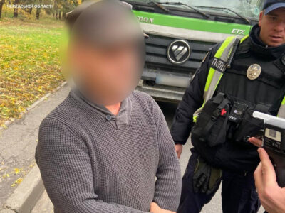 поліція затримала п'яного водія вантажного авто