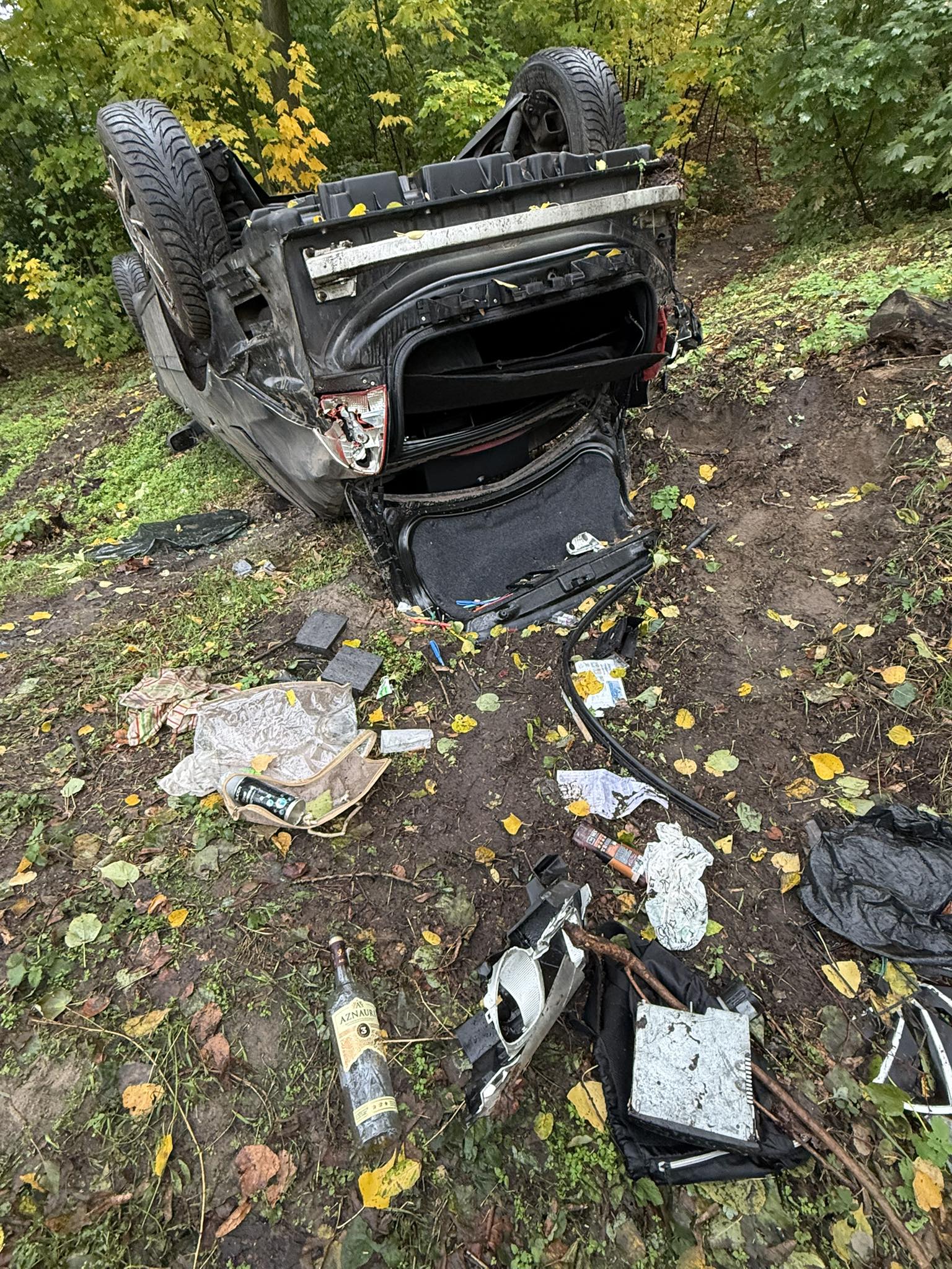 Перекинуте авто