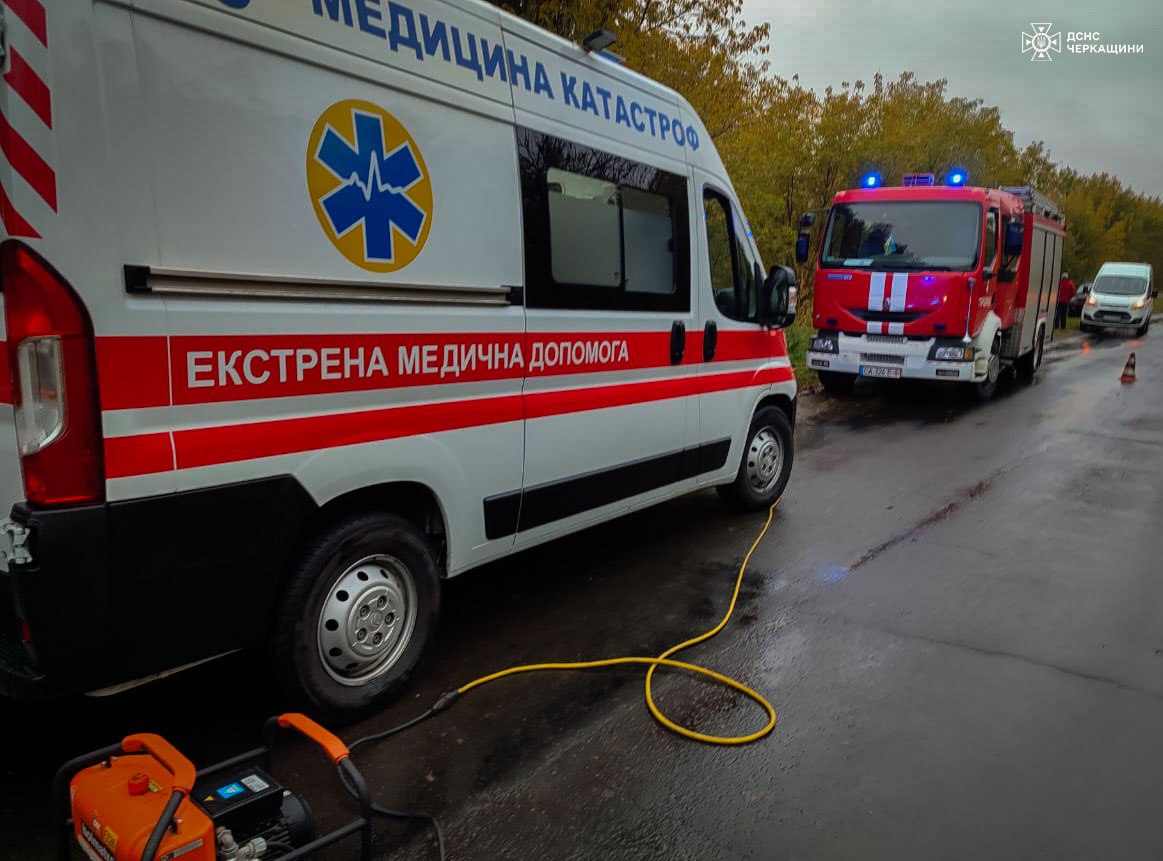 Швидка та рятувальники