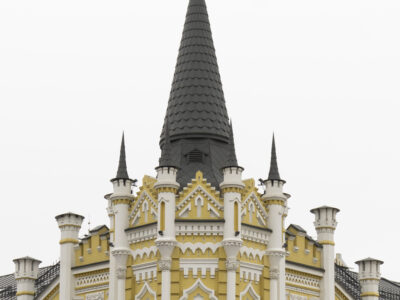 Башта колишнього готелю Слов'янський у Черкасах