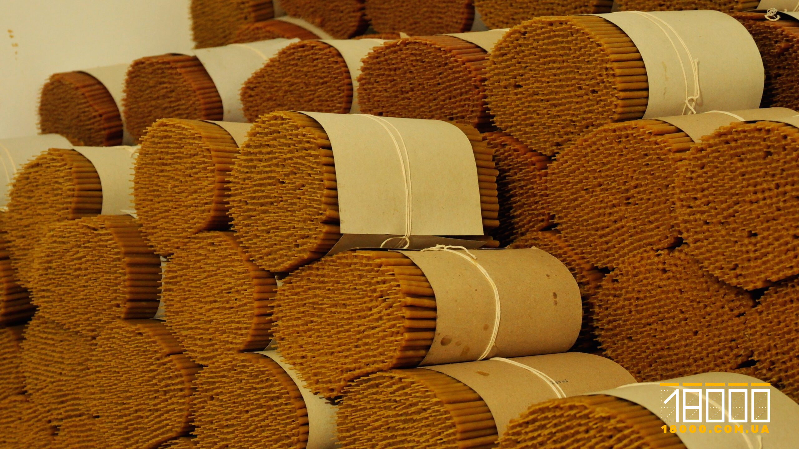 Свічки, що виробляють у соборі