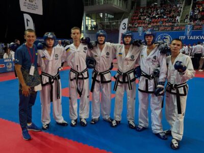 Спортсмени