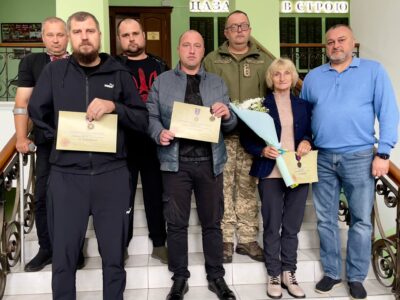 поранені захисники отримали нагороди Міноборони