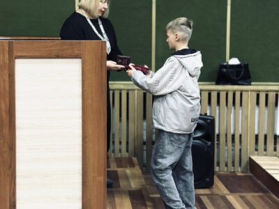 Вручення нагороди