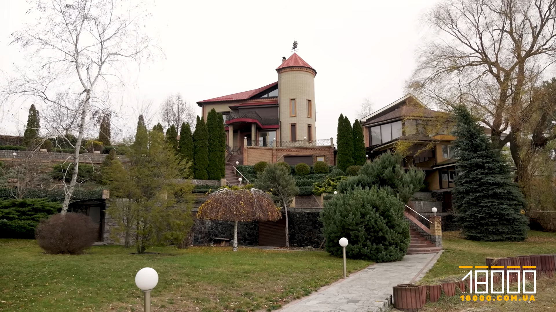 Маєток Володимира Олійника в Черкаській області