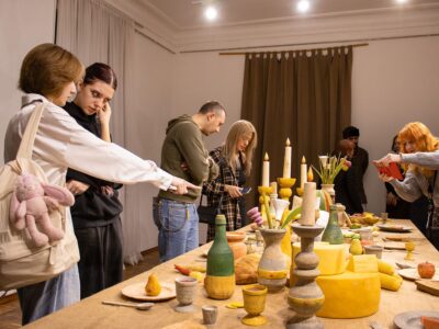 відвідувачі