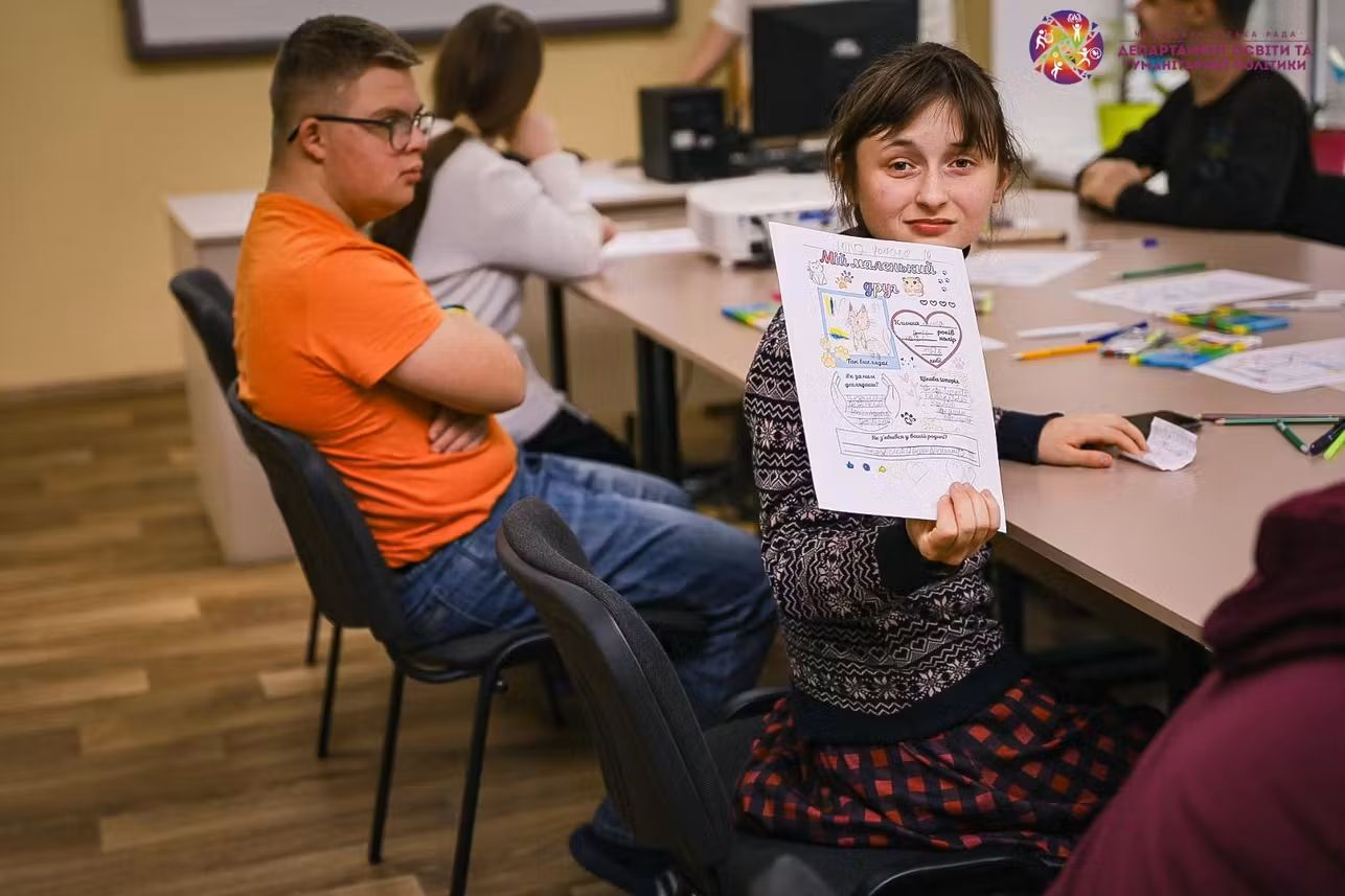 діти в просторі