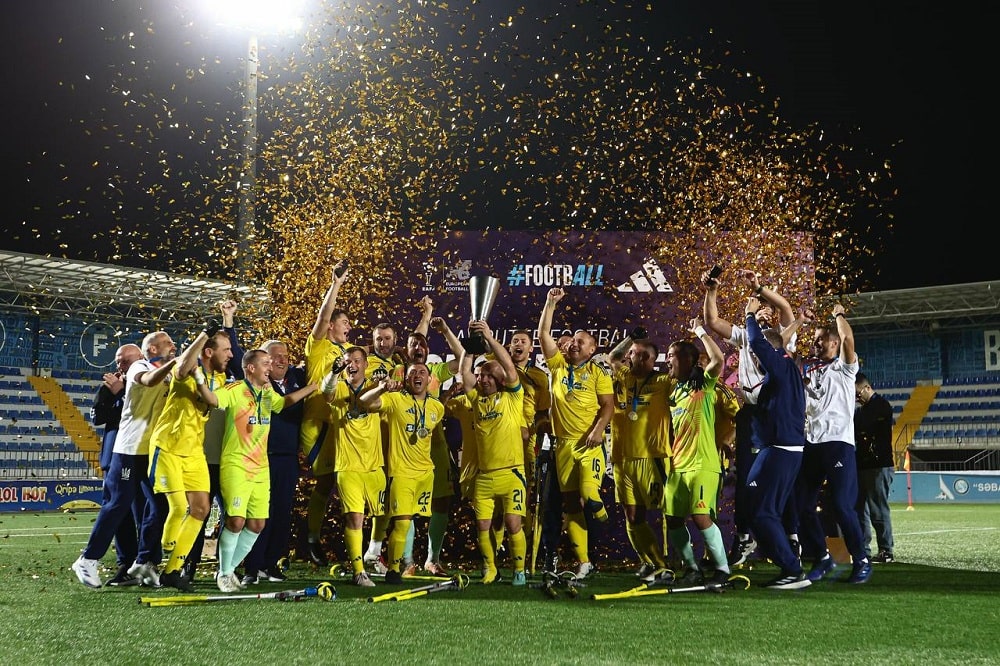 Підняття кубку