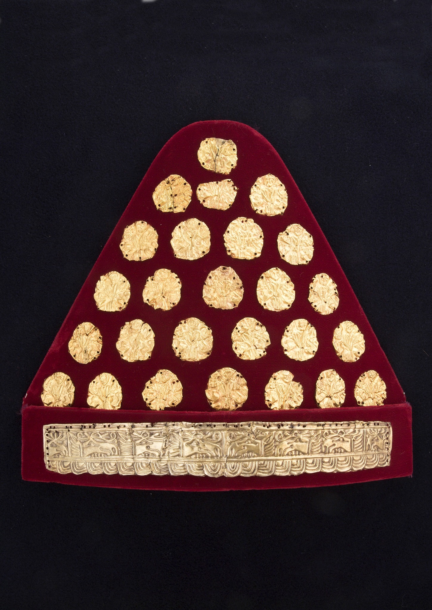 Скроневі підвіски зі скіфського кургану поблизу сула Новосілка