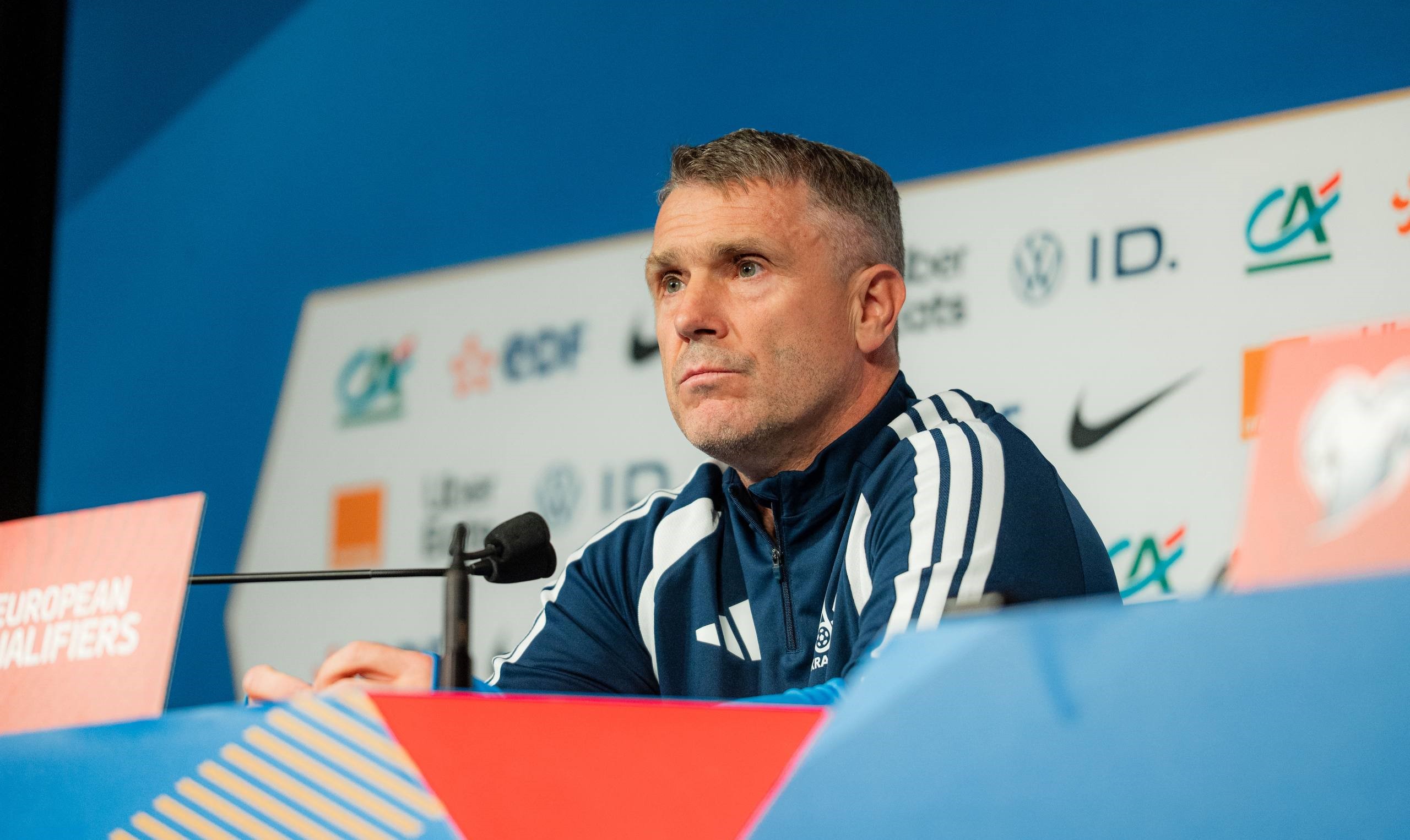 Сергій Ребров