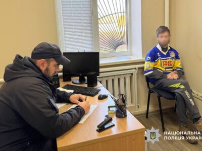 поліція затримала зловмисника який пошкодив десятки могил на Черкащині