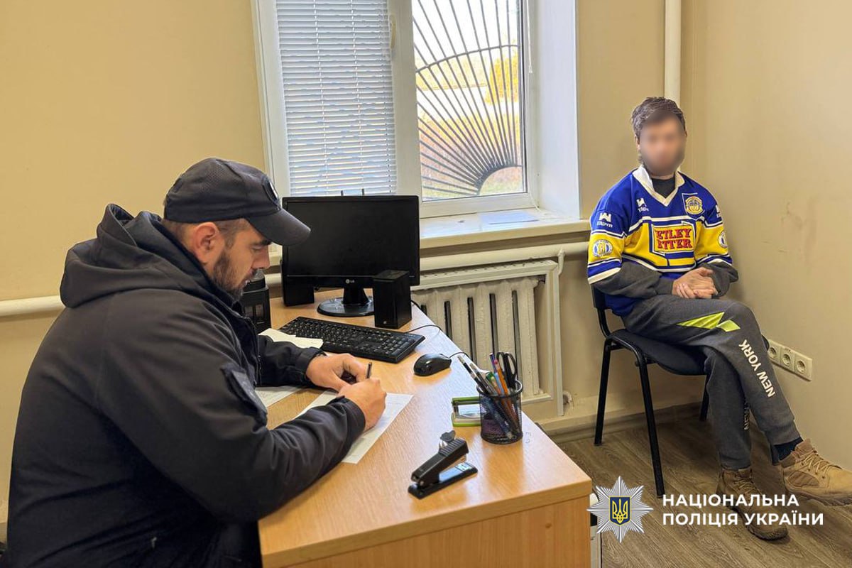 поліція затримала зловмисника який пошкодив десятки могил на Черкащині