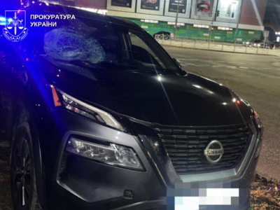 Автівка, яка збила чоловіка